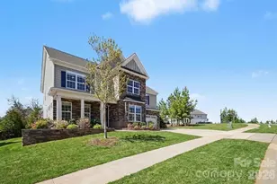 2214 Brandybuck Ct, Fort Mill, SC 29715 - Photo 2
