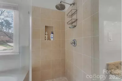 5105 Downing Creek Drive, Charlotte, NC 28269 - Photo 28