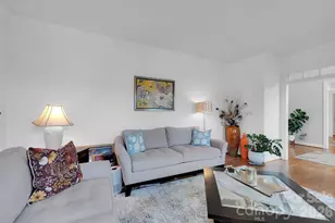 5105 Downing Creek Dr, Charlotte, NC 28269 - Photo 6