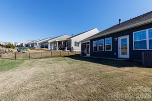 2138 Bowie Stone Ct, Fort Mill, SC 29715 - Photo 36