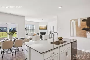 5018 Shallow Brk Dr, Charlotte, NC 28215 - Photo 12