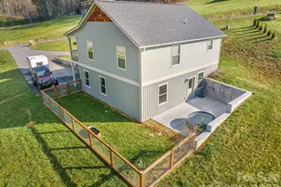 38 Sunrise Dr, Mars Hill, NC 28754 - Photo 4