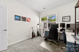 5320 Somerset Hill Ln, Charlotte, NC 28269 - Photo 18