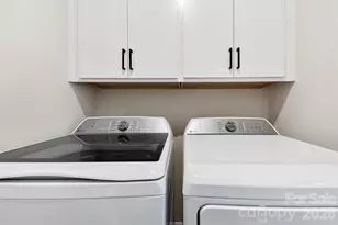 5320 Somerset Hill Ln, Charlotte, NC 28269 - Photo 16