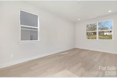 264 N Lackey Street, Statesville, NC 28677 - Photo 10