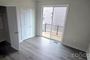 960 Broad River Ln, Charlotte, NC 28211 - Photo 12
