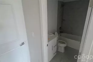 960 Broad River Ln, Charlotte, NC 28211 - Photo 10