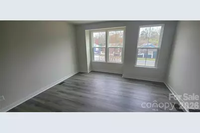 960 Broad River Lane, Charlotte, NC 28211 - Photo 4