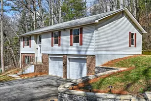 15 Forest Run Dr, Asheville, NC 28803 - Photo 2