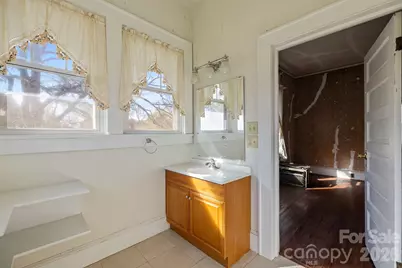 208 S Myrtle School Road, Gastonia, NC 28052 - Photo 16