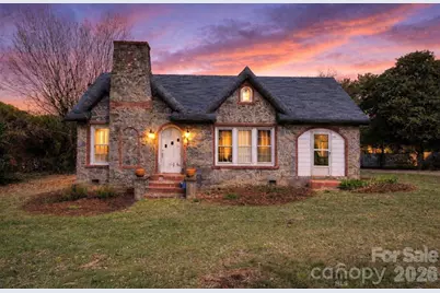 905 Conover Boulevard E, Conover, NC 28613 - Photo 1