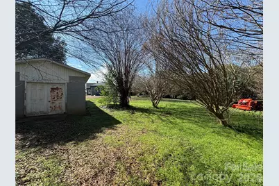 905 Conover Boulevard E, Conover, NC 28613 - Photo 36