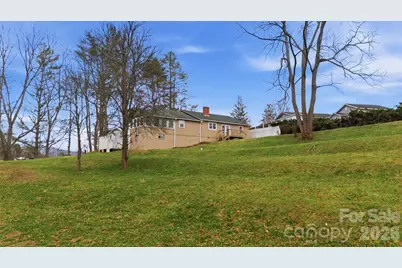 3920 Bryson City Road, Franklin, NC 28734 - Photo 8