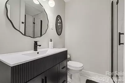 2006 Tyvola Road, Charlotte, NC 28210 - Photo 18