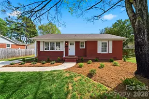 4809 Brooktree Dr, Charlotte, NC 28208 - Photo 2