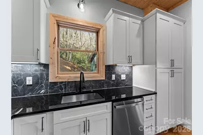 80-81 Villa Lane, Brevard, NC 28712 - Photo 18