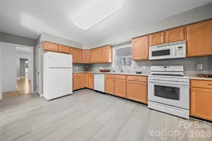 787 Colonial Dr, Rock Hill, SC 29730 - Photo 18