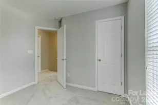 524 Stillgreen Ln, Charlotte, NC 28214 - Photo 34