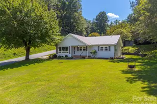 144 Cherry St, Sylva, NC 28779 - Photo 2