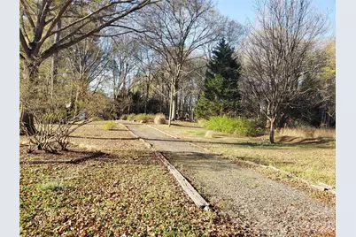 1417 N Oakwood Street, Gastonia, NC 28052 - Photo 32