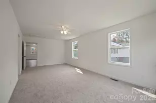 1417 N Oakwood St, Gastonia, NC 28052 - Photo 18