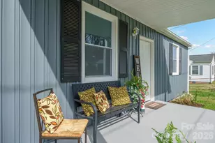 1417 N Oakwood St, Gastonia, NC 28052 - Photo 4