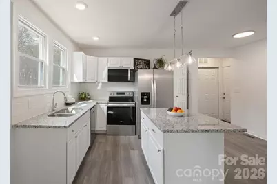 1417 N Oakwood Street, Gastonia, NC 28052 - Photo 6