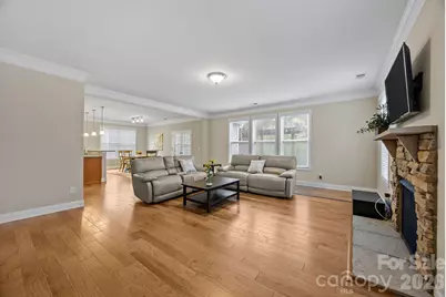 10817 Bere Island Drive, Charlotte, NC 28278 - Photo 12