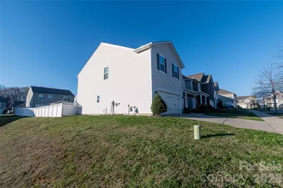 4320 Staffordshire Lane, Charlotte, NC 28213 - Photo 4