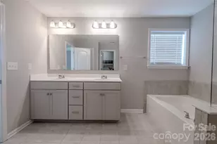 4320 Staffordshire Ln, Charlotte, NC 28213 - Photo 16