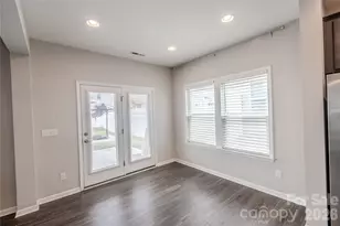 4320 Staffordshire Ln, Charlotte, NC 28213 - Photo 8