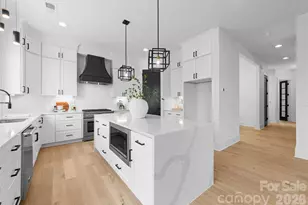 2013 South St, Charlotte, NC 28208 - Photo 4