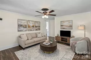 305 Linestowe Dr, Belmont, NC 28012 - Photo 2