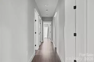 1112 Blueview Dr, Black Mountain, NC 28711 - Photo 8