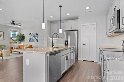 1112 Blueview Drive, Black Mountain, NC 28711 - Photo 6