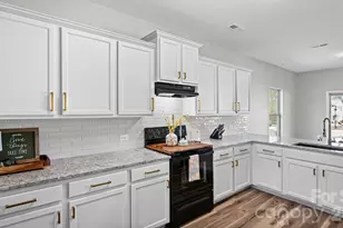 3213 Saddlebrook Dr, Midland, NC 28107 - Photo 14