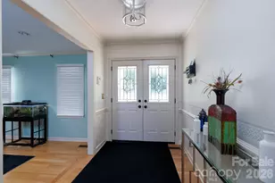 1516 Edinburg Dr, Gastonia, NC 28054 - Photo 2