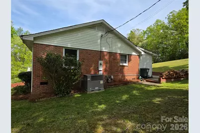 110 Crestwood Drive, Chester, SC 29706 - Photo 4