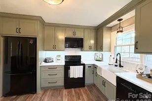 2825 Wendell St, Lenoir, NC 28645 - Photo 10