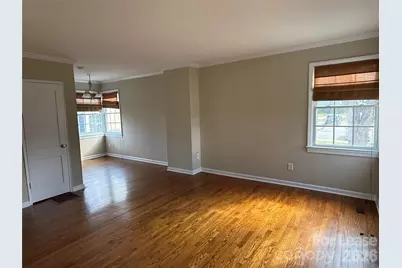 524 Wakefield Drive, Charlotte, NC 28209 - Photo 2
