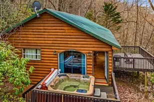 157 Crosspatch Ln, Bryson City, NC 28713 - Photo 4