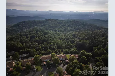 204 Fleetwood Plaza, Hendersonville, NC 28739 - Photo 24