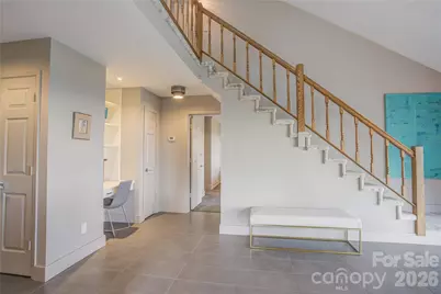 204 Fleetwood Plaza, Hendersonville, NC 28739 - Photo 12