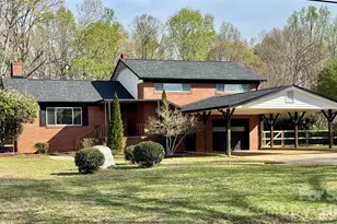 9424 Pembroke Rd, Huntersville, NC 28078 - Photo 2