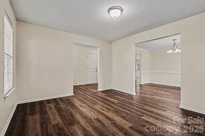 4423 Austin Dekota Drive, Charlotte, NC 28269 - Photo 8