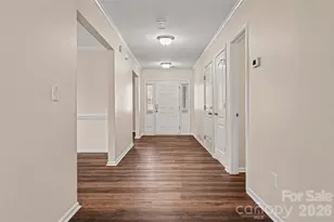 4423 Austin Dekota Dr, Charlotte, NC 28269 - Photo 6