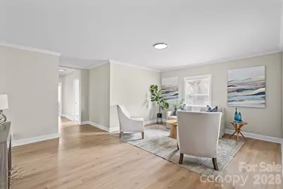 913 W 3rd Avenue, Gastonia, NC 28052 - Photo 8