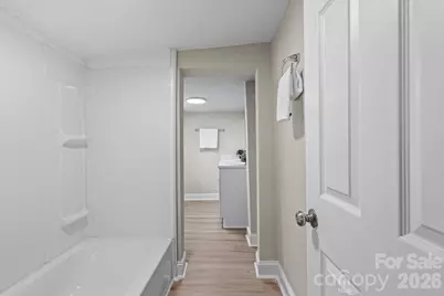 913 W 3rd Avenue, Gastonia, NC 28052 - Photo 28