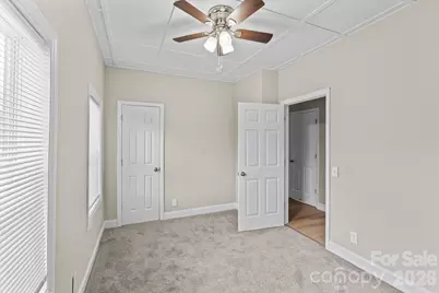 913 W 3rd Avenue, Gastonia, NC 28052 - Photo 16