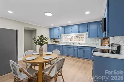 913 W 3rd Avenue, Gastonia, NC 28052 - Photo 12